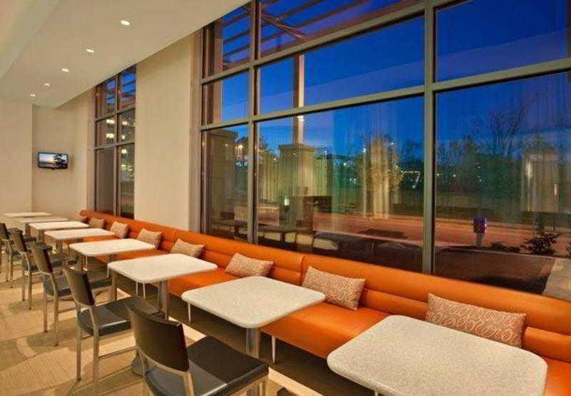Springhill Suites Pittsburgh Southside Works Restaurant foto